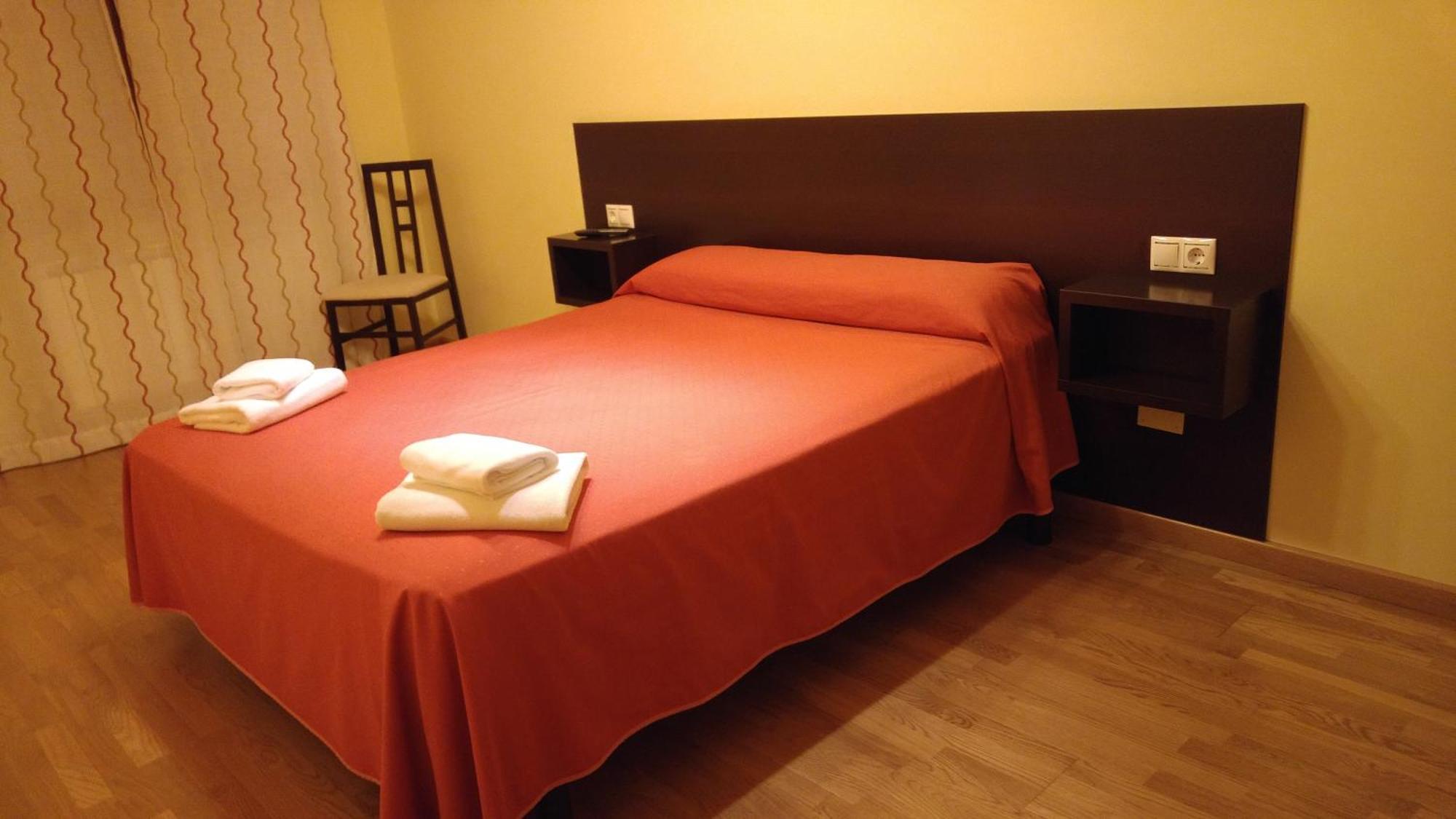 סילדה Hostal Casasnovas מראה חיצוני תמונה