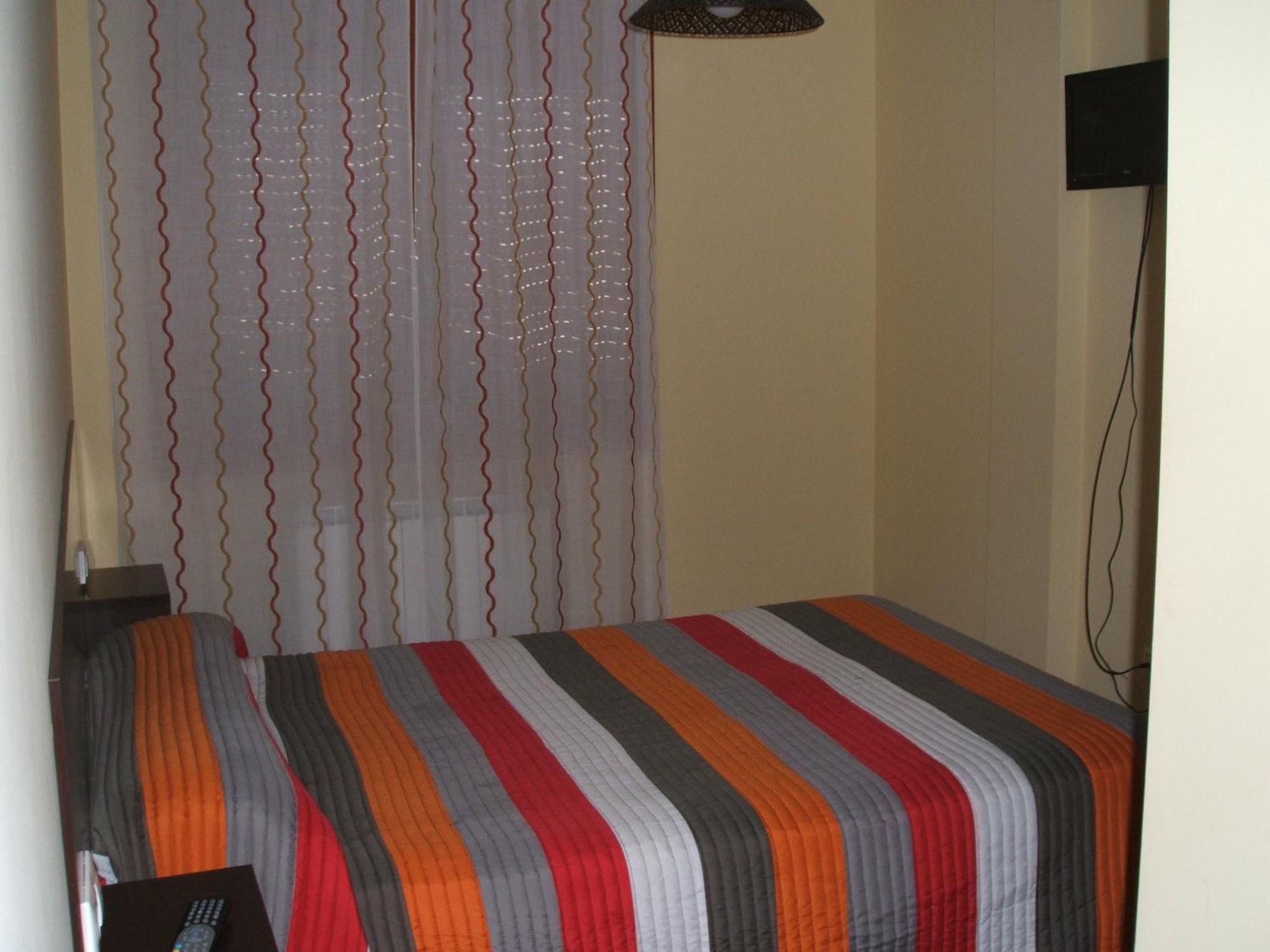 סילדה Hostal Casasnovas מראה חיצוני תמונה