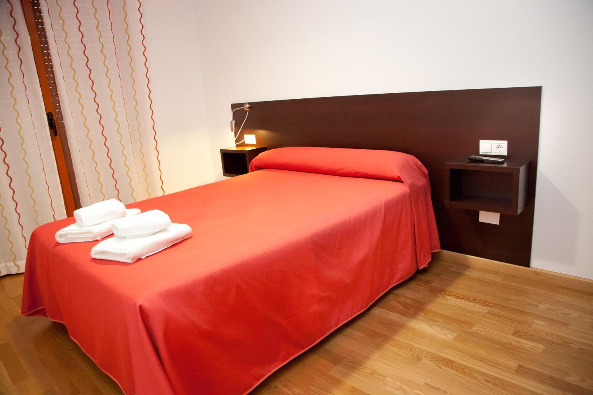 סילדה Hostal Casasnovas מראה חיצוני תמונה