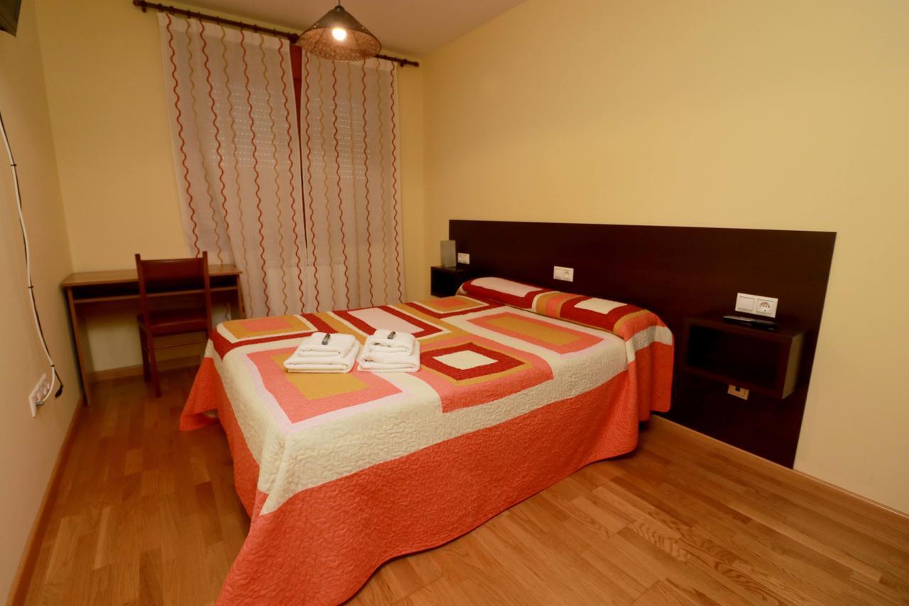 סילדה Hostal Casasnovas מראה חיצוני תמונה