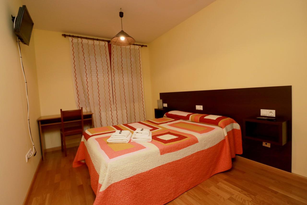 סילדה Hostal Casasnovas מראה חיצוני תמונה