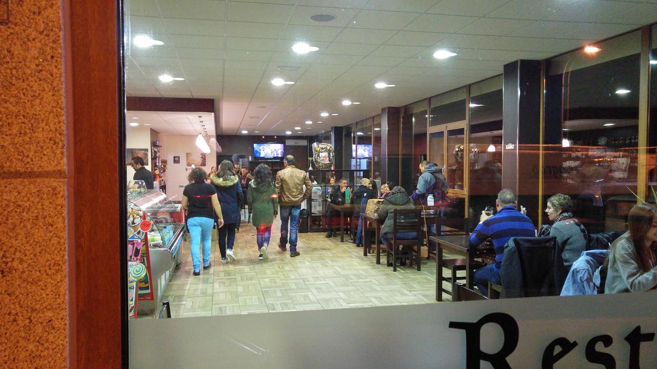 סילדה Hostal Casasnovas מראה חיצוני תמונה